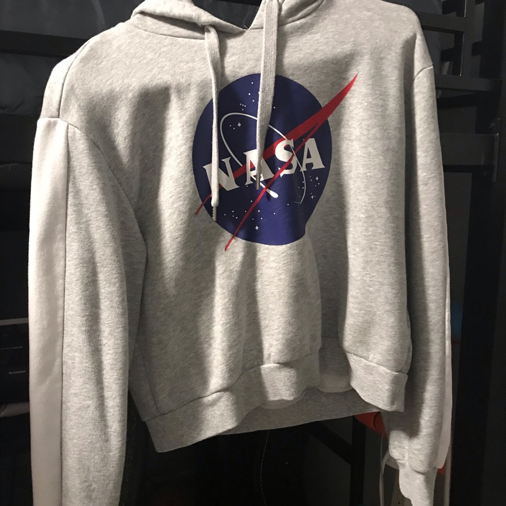 Cropped hoodie